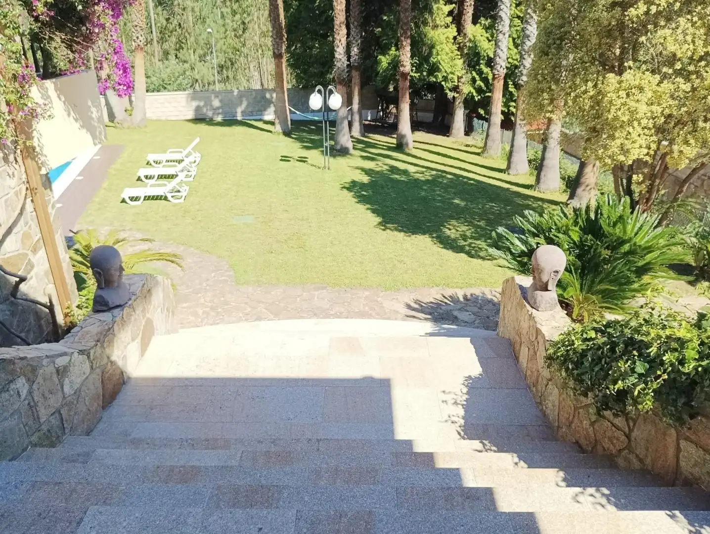 Jardí de Casa o xalet en venda en Gondomar amb Calefacció, Terrassa i Piscina