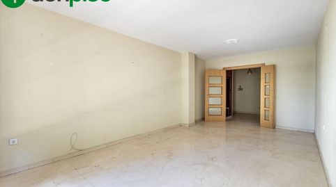 Foto 5 de Piso en venta en Calle Bajo de Huétor, 19, Cervantes, Granada Capital