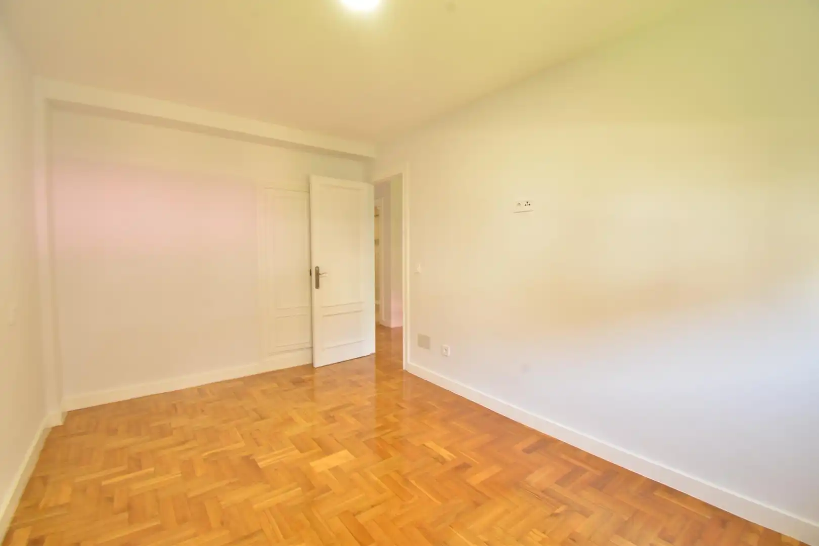 Bedroom of Houses for rent in Oviedo   with Terrace and Storage room