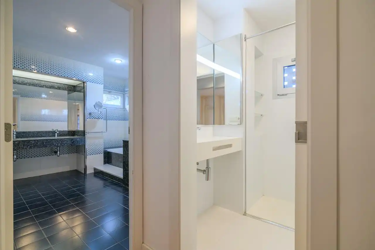 Bathroom of Houses for sale in Manresa  with Air Conditioner, Heating and Private garden