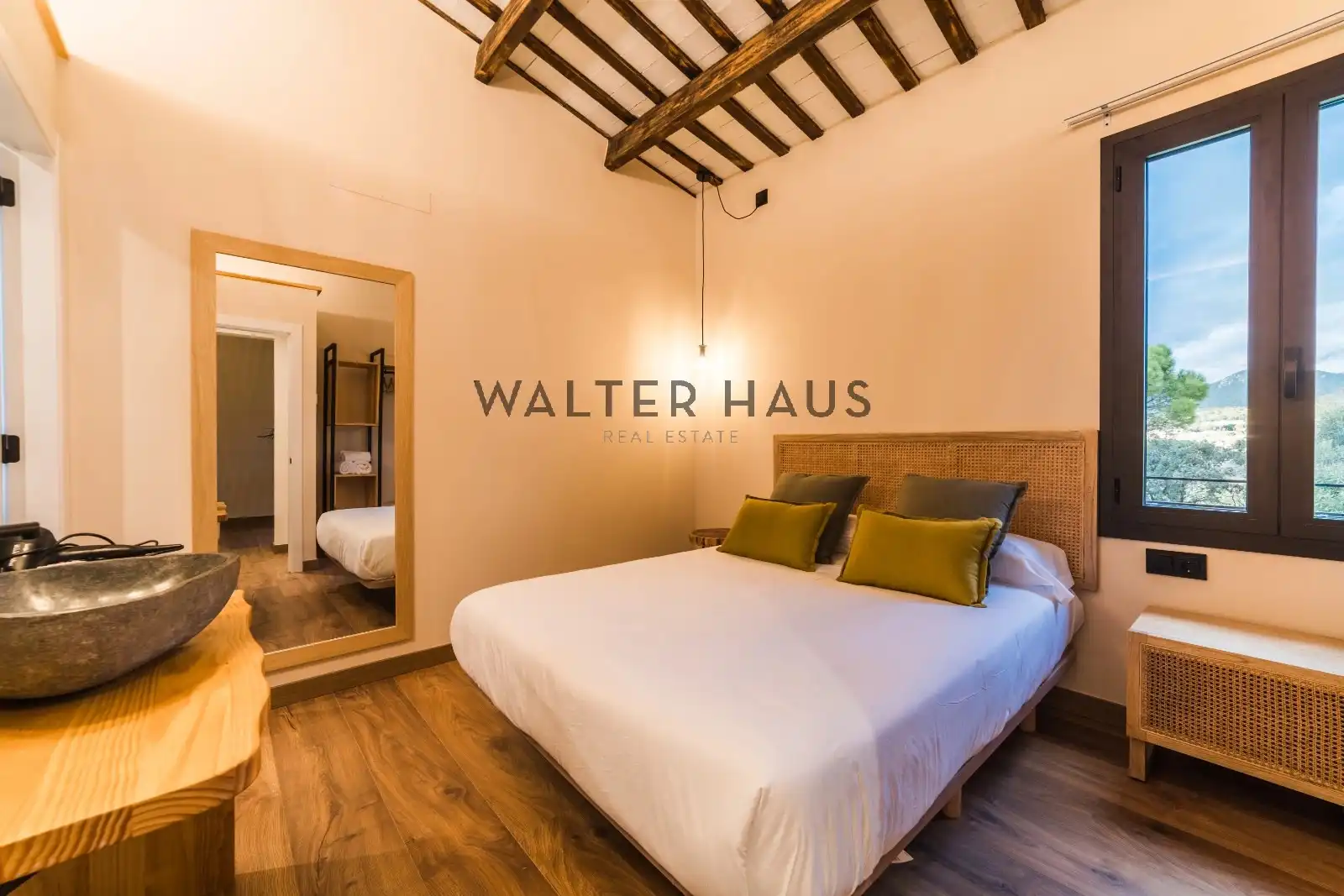 Habitación de Finca rústica en venta en Santa Cristina d'Aro con Calefacción, Jardín privado y Parquet