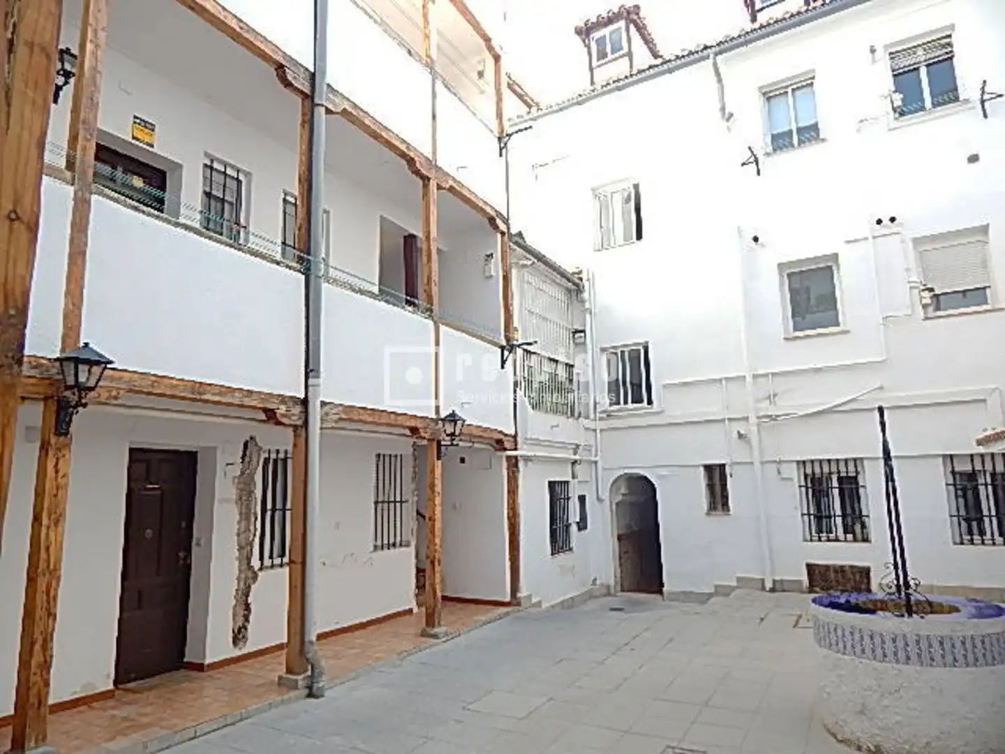 Vista exterior de Estudi en venda en Madrid amb Aire condicionat i Calefacció