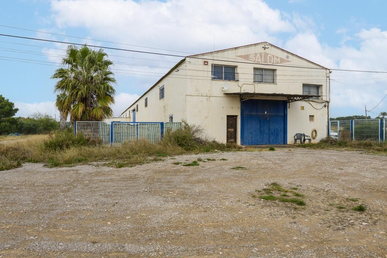 Exterior view of Industrial buildings for sale in Benicarló