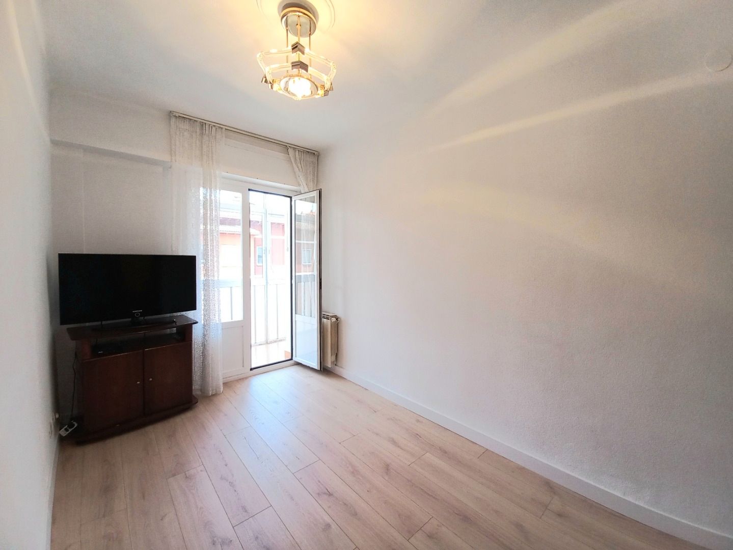 Bedroom of Flat for sale in Burgos Capital  with Heating, Parquet flooring and Terrace