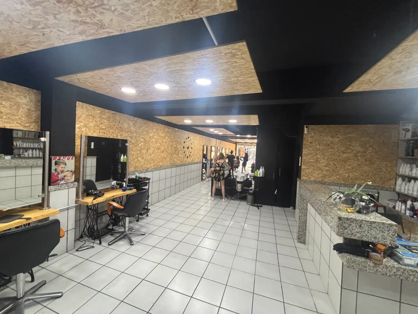Business premises for sale in Avinguda de la Mare de Déu de Montserrat 30, imagen 5