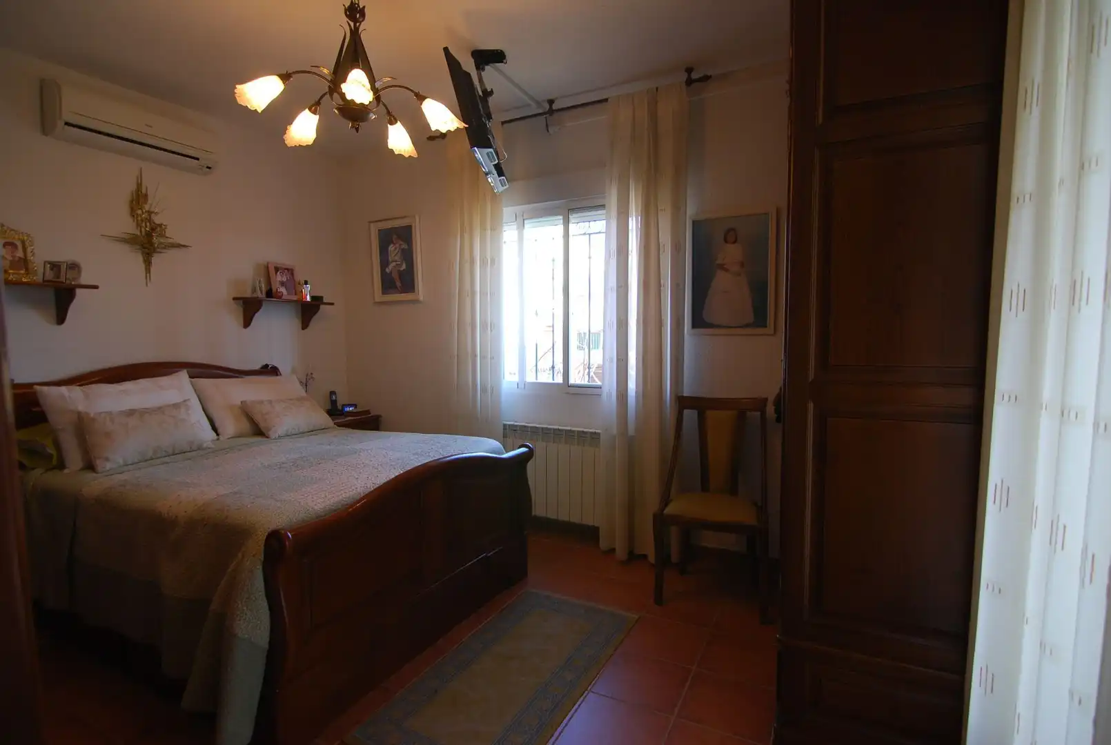 Bedroom of Houses for sale in Navas del Rey  with Heating
