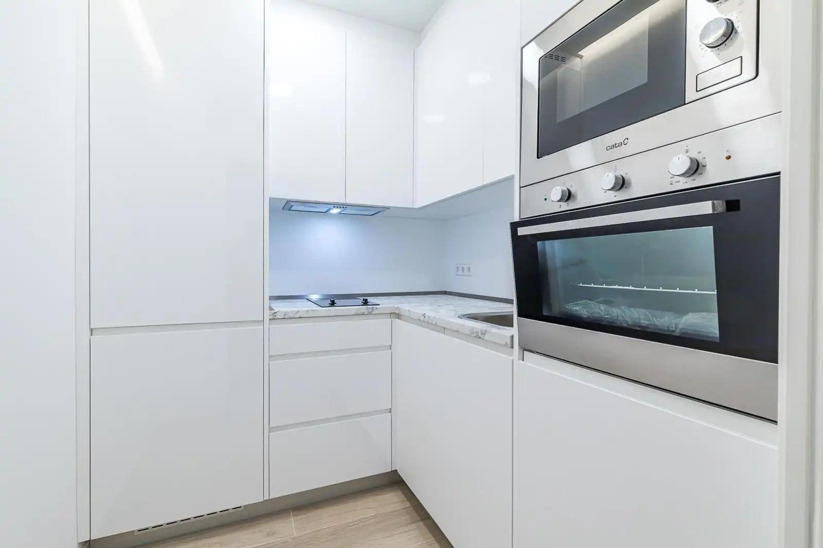 Kitchen of Flat for rent in Madrid  with Furnished and Community pool