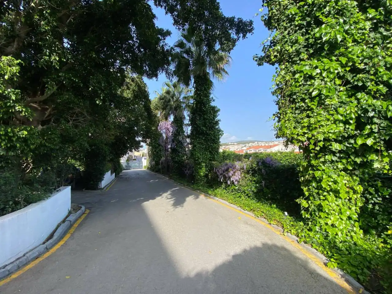 Dúplex en venta en Calle Santiago de Compostela, Sotogrande Costa