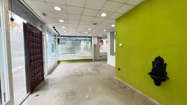 Local comercial en Alquiler en Calle de la Creu Gran, 63 en Barri del Centre