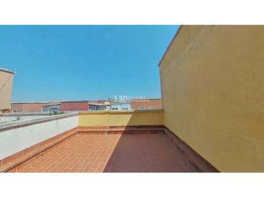 Àtic amb ascensor en venda a Calle Travau