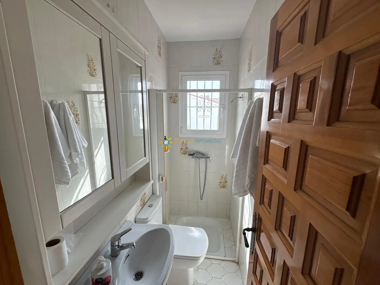 Bathroom of Houses for rent in Oliva  with Terrace, Furnished and Oven