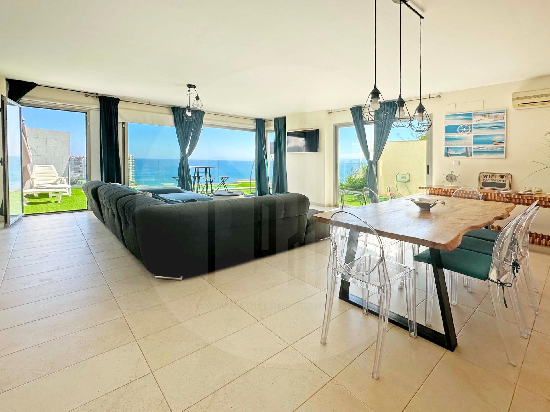 Menjador de Casa o xalet de lloguer en Cullera amb Aire condicionat, Jardí privat i Terrassa