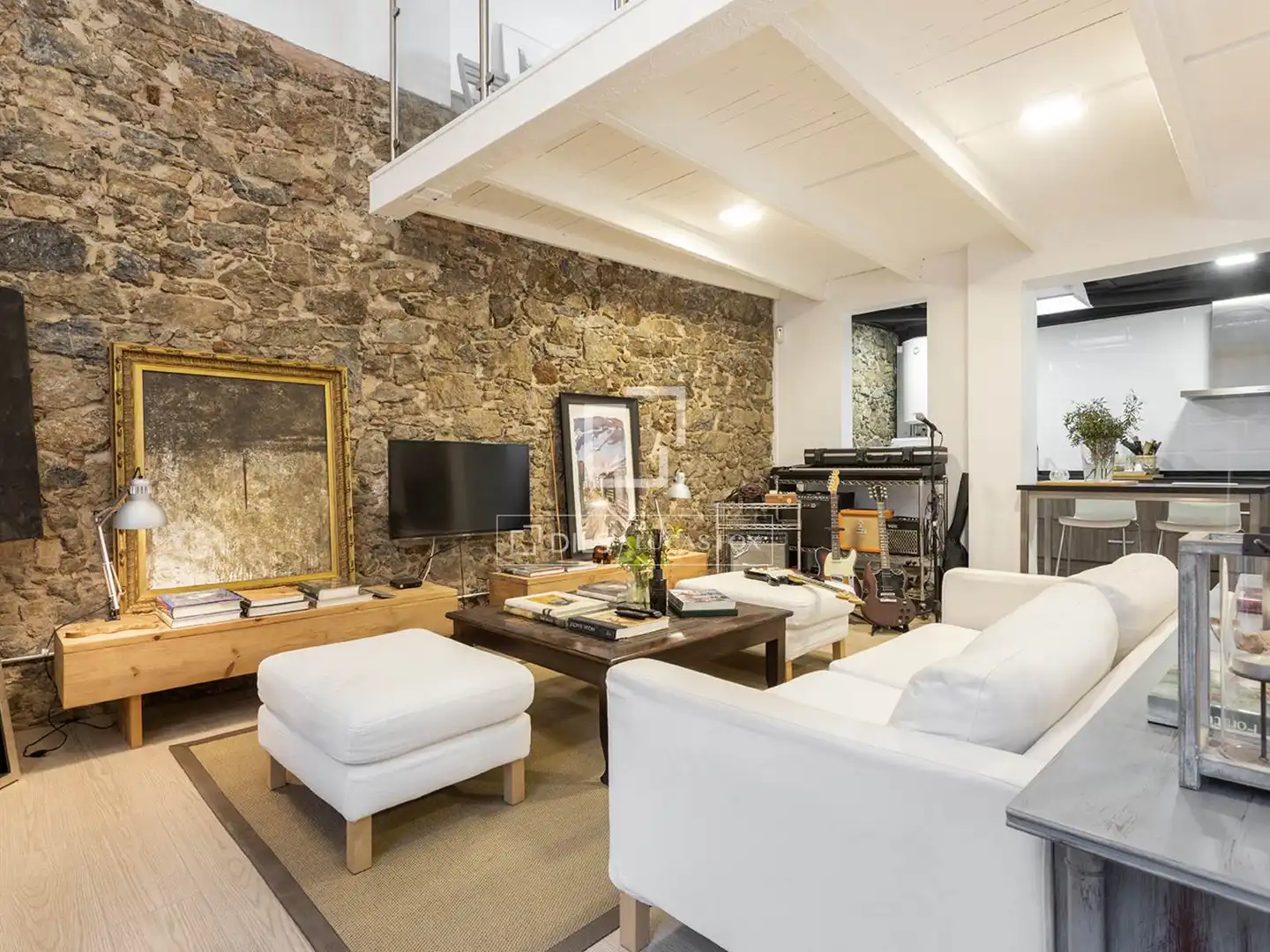 Sala d'estar de Loft en venda en Barcelona amb Calefacció, Parquet i Terrassa