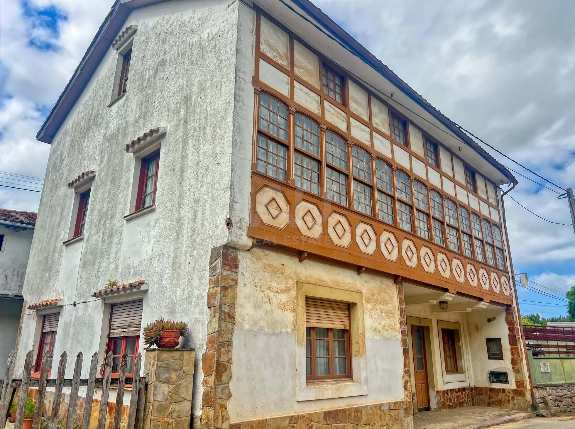 Exterior view of Building for sale in Castrillón