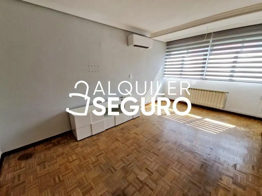 Piso de alquiler en Alcorcón con Aire acondicionado, Calefacción y Terraza