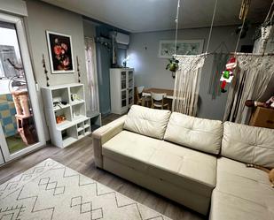 Living room of Flat for sale in  Valencia Capital  with Air Conditioner and Furnished