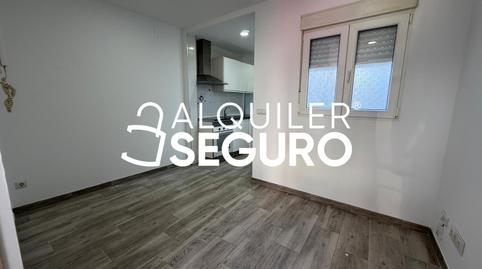 Photo 3 of Flat to rent in Rodrigues Espinosa, Entrevías,  Madrid Capital