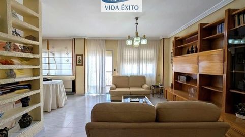 Foto 3 de Piso en venta en Linarejos, Linares