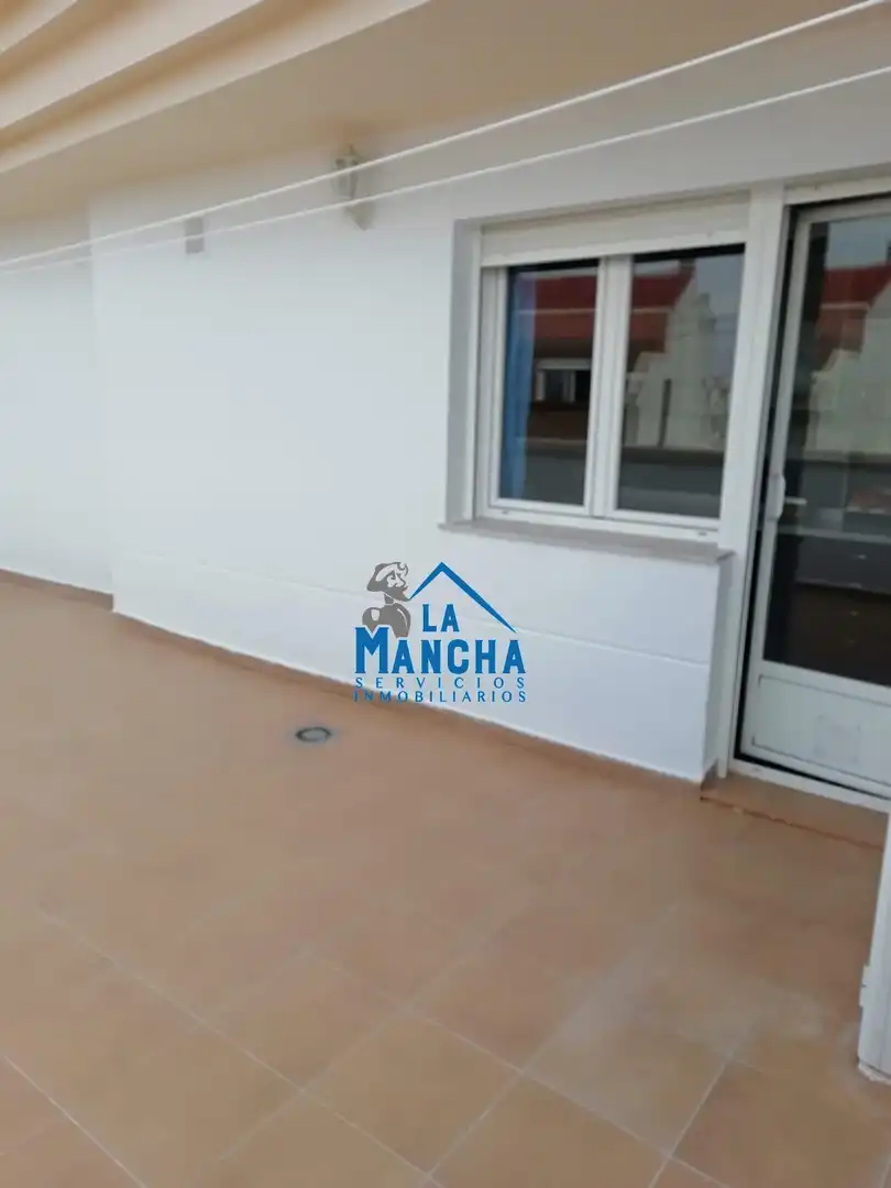 Außenansicht von Dachboden zum Verkauf in Albacete mit Klimaanlage, Heizung und Terrasse