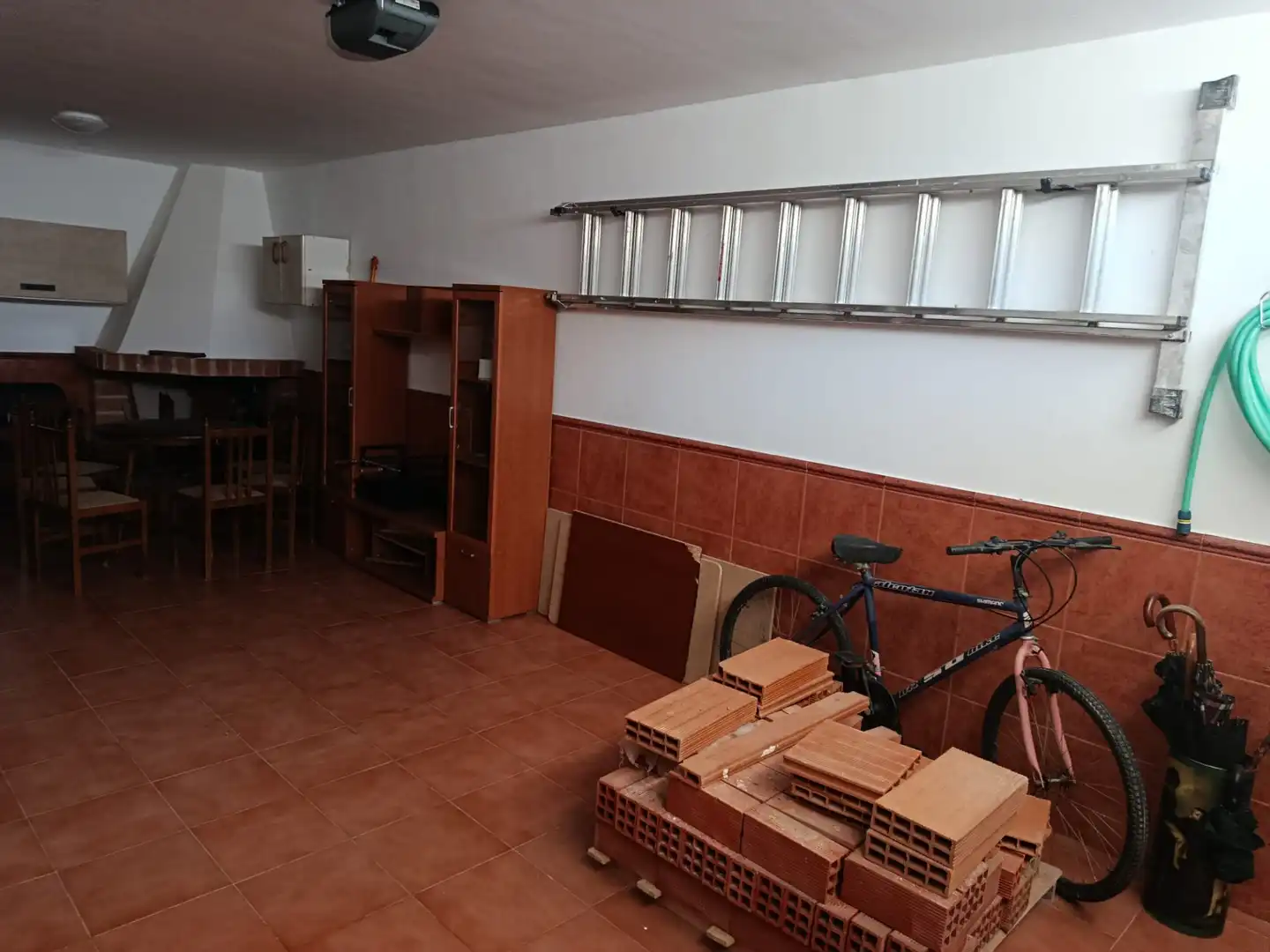 Casa adosada en venda en Mota del Cuervo amb Calefacció, Terrassa i Moblat