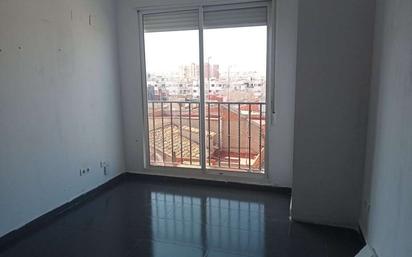 Bedroom of Flat for sale in Alzira