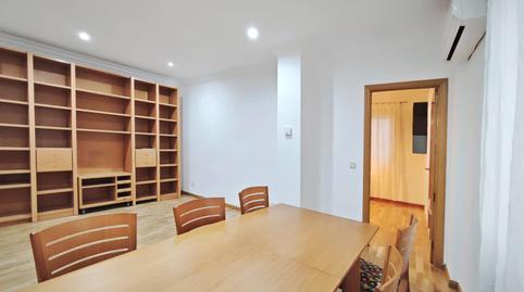 Foto 2 de Piso de alquiler en  Menendez Pelayo, Pacífico,  Madrid Capital