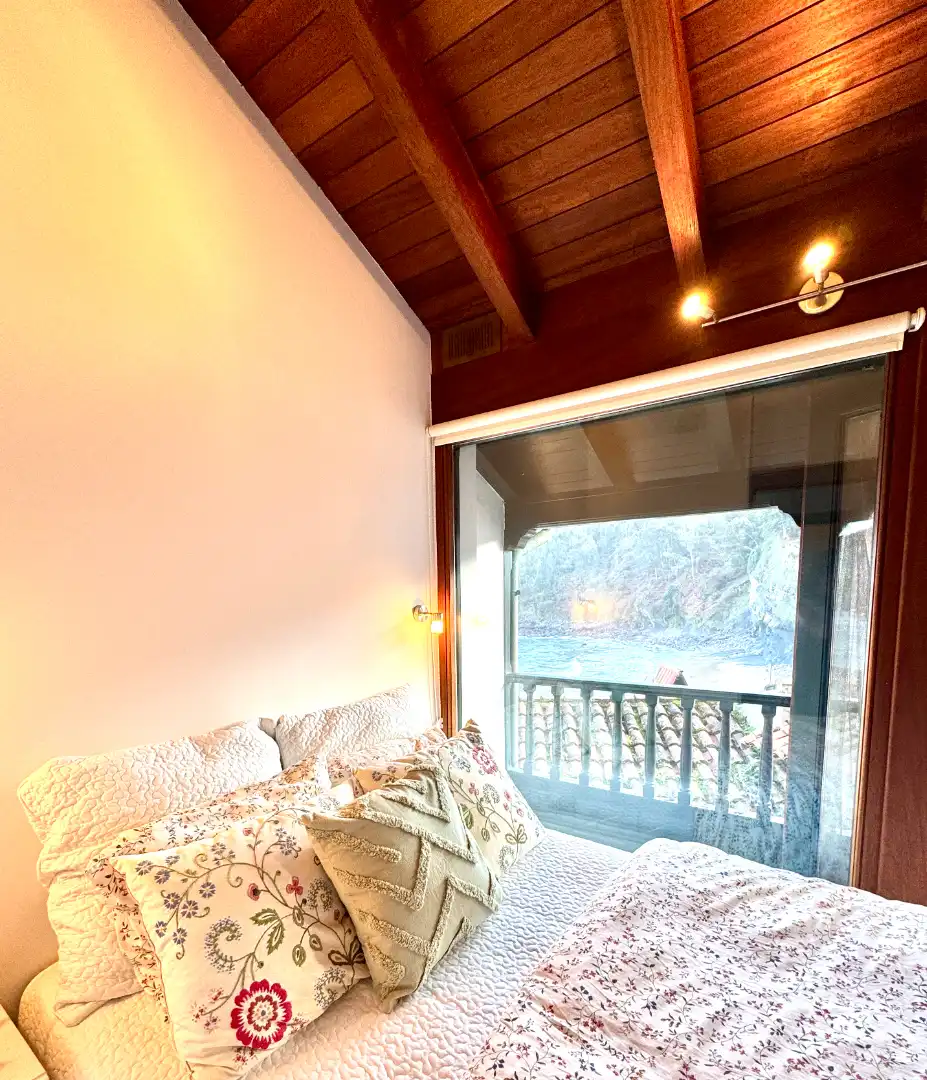 Habitación de Casa adosada en venta en Villaviciosa con Calefacción, Parquet y Amueblado