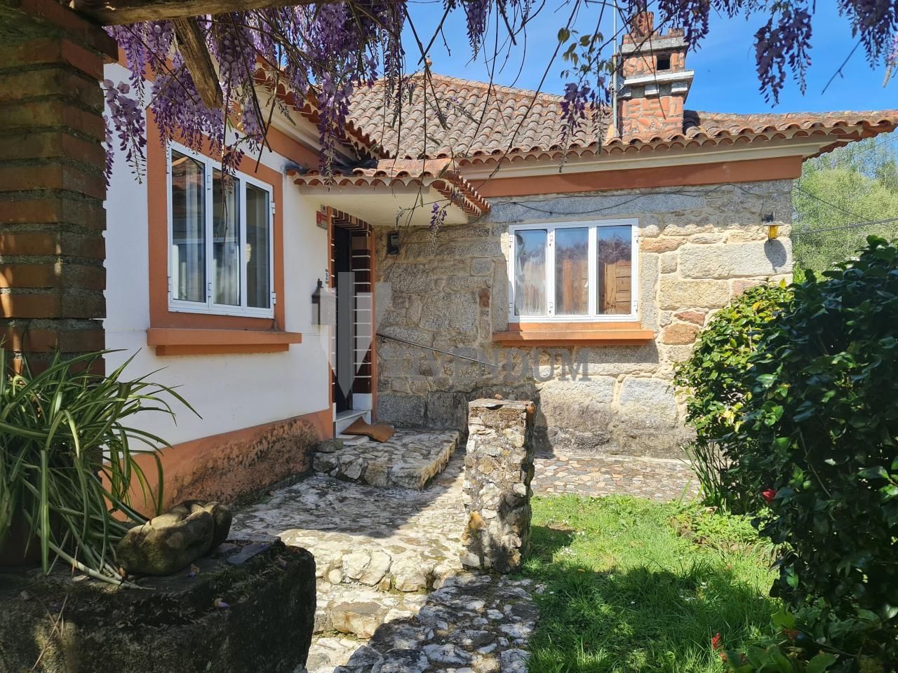 Exterior view of House or chalet for sale in Salvaterra de Miño  with Heating, Private garden and Terrace