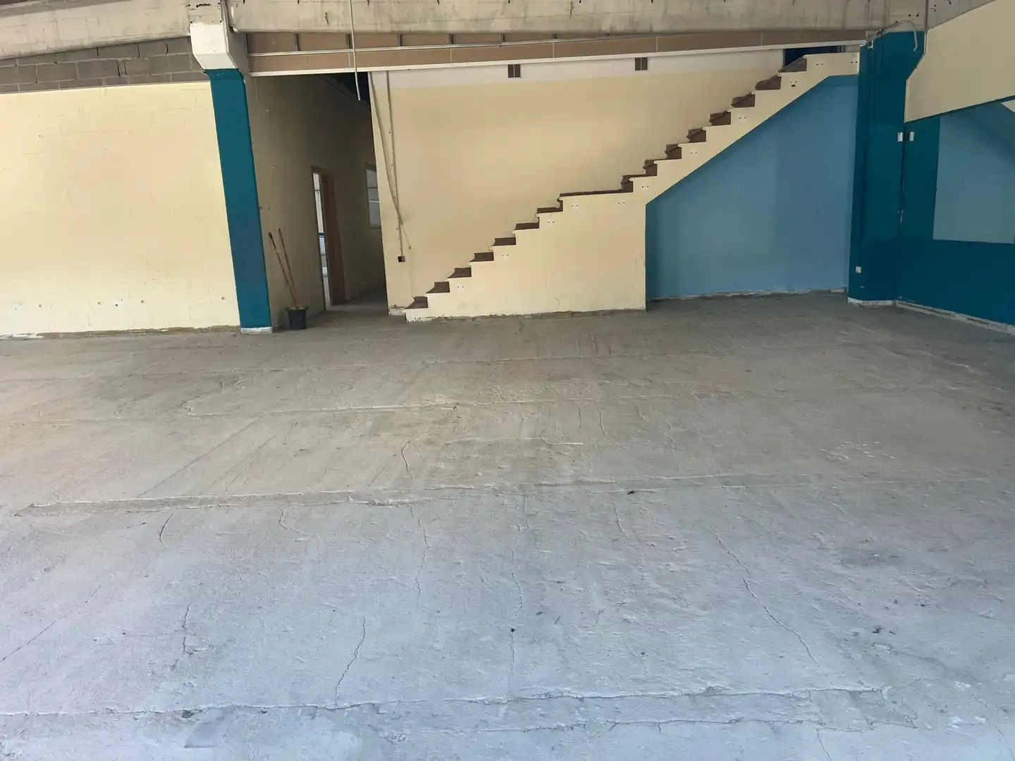 Nave industrial en venta en Carrer President Tarradelles, Cervera