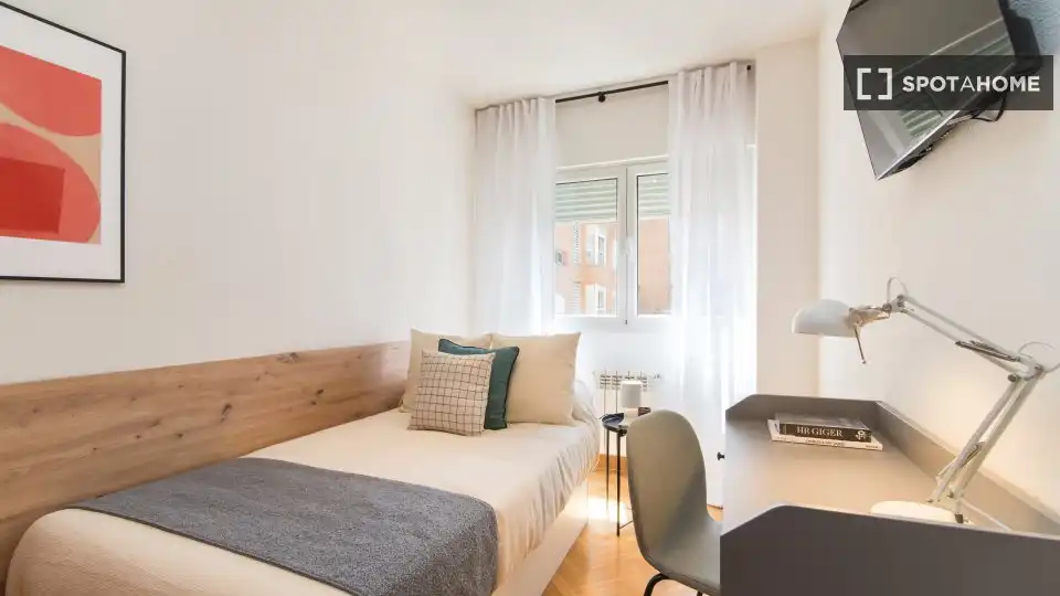 Habitació a Madrid, Madrid