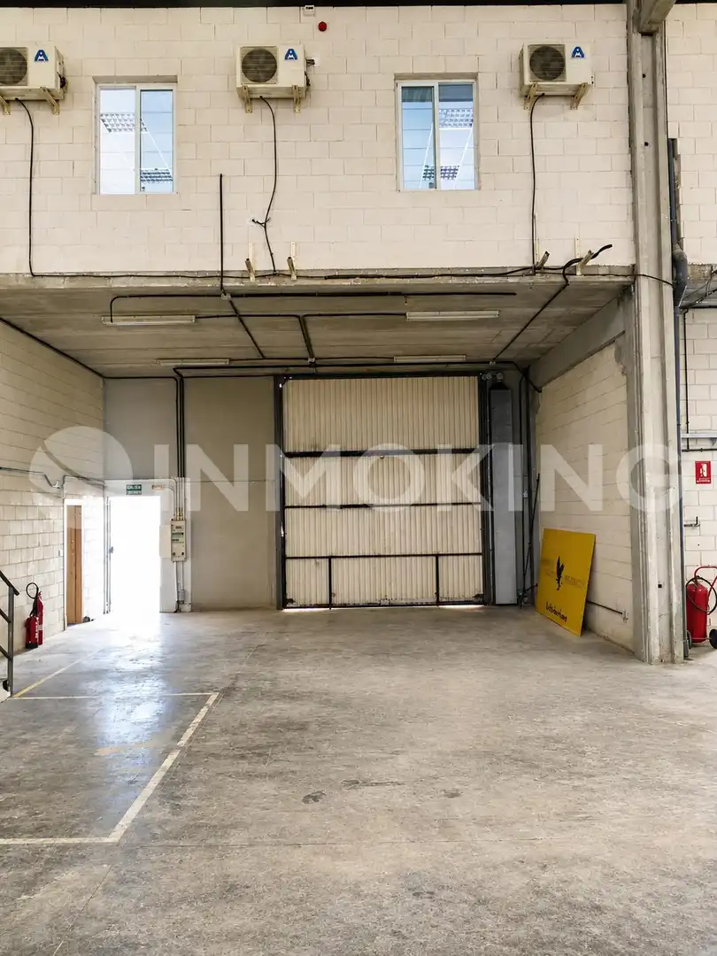 Nave industrial de alquiler en Alcalá de Henares con Calefacción