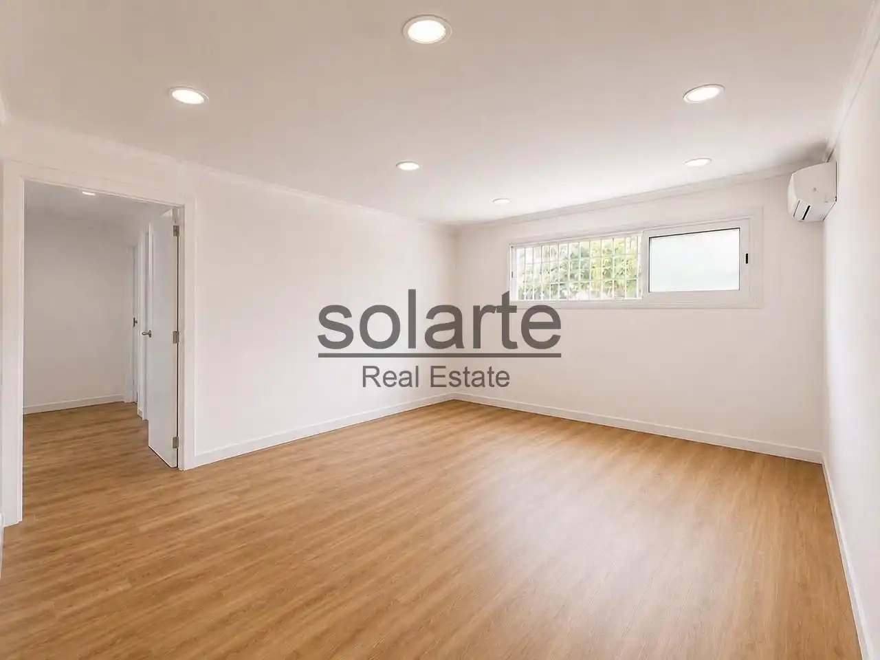 Planta baixa en venda en L'Hospitalet de Llobregat amb Aire condicionat i Parquet