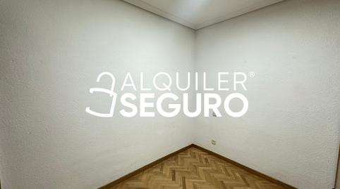 Photo 3 of Flat to rent in Virgen de Lluc, Quintana, Madrid