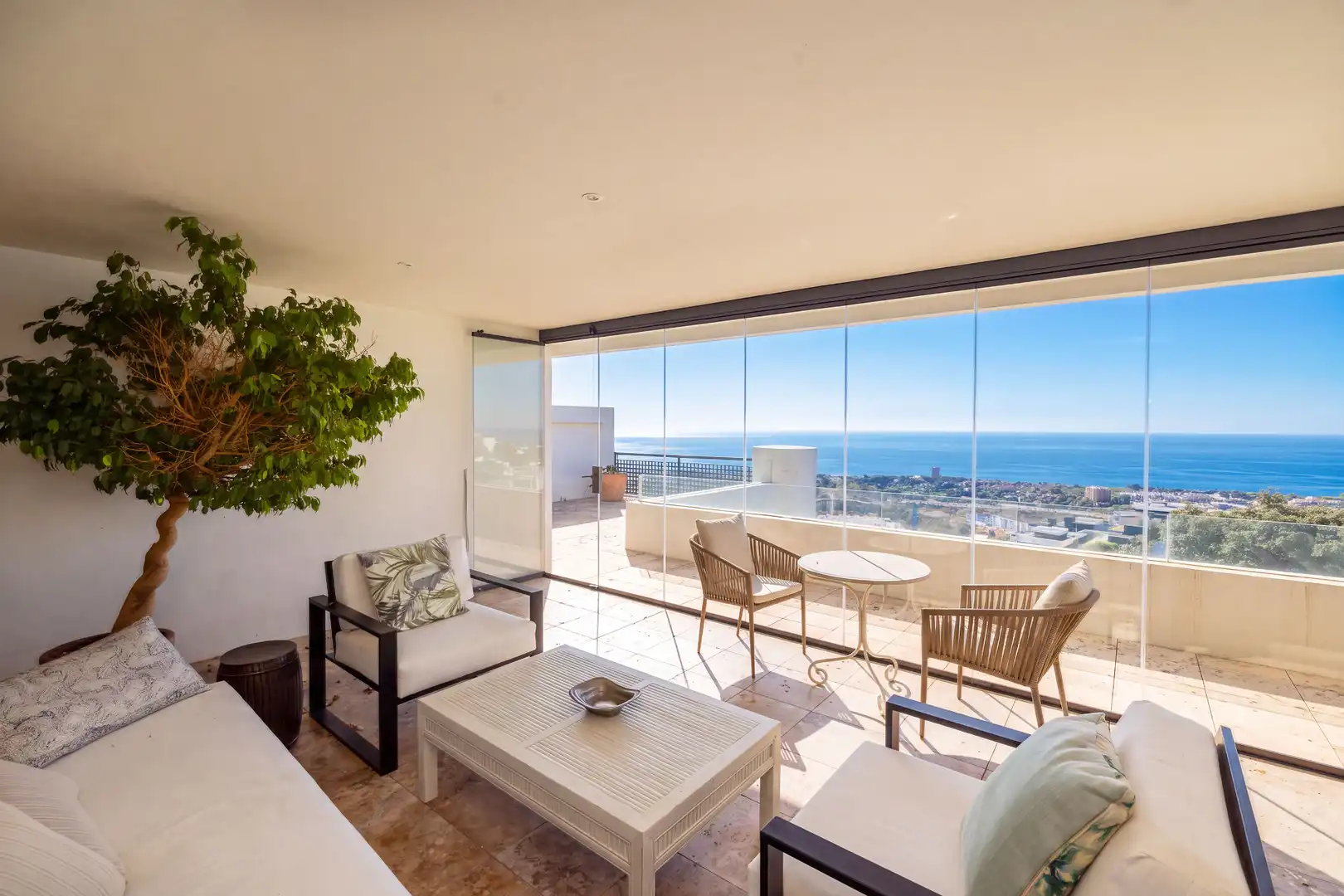 Flat with pool for sale in Urbanizacion los Altos de los Monteros, imagen 8