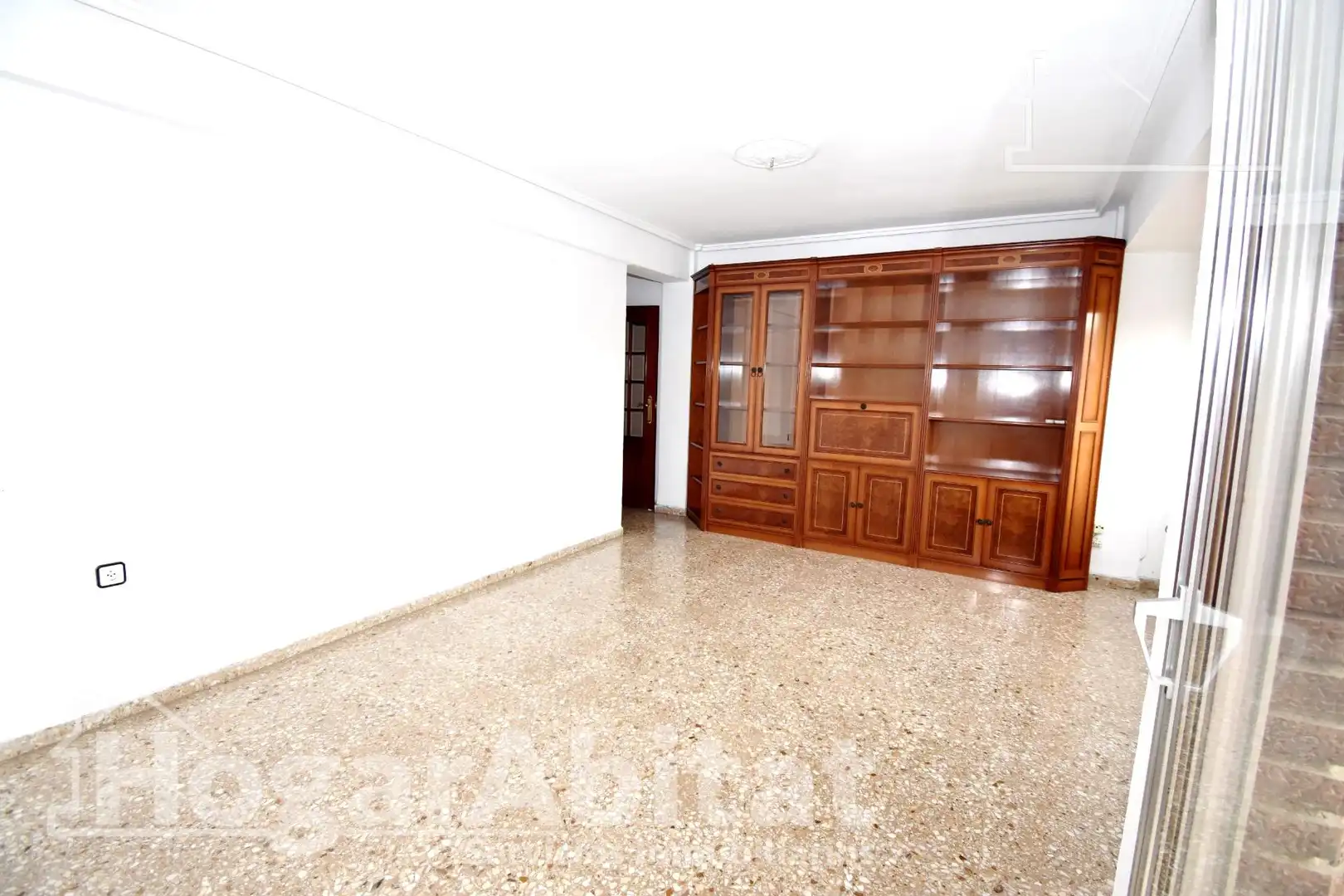 Living room of Flat for sale in Alaquàs  with Air Conditioner and Balcony