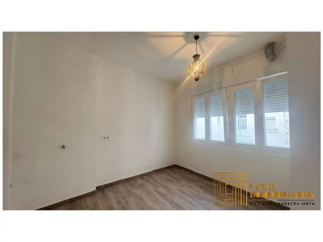 Bedroom of Flat for rent in El Puerto de Santa María  with Air Conditioner and Balcony