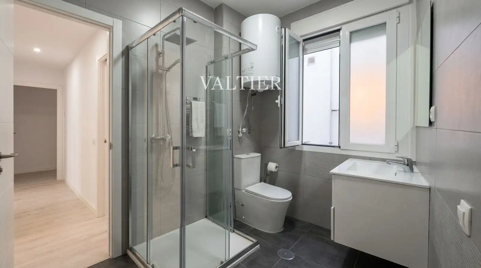 Flat with lift to rent in Fernández de los Ríos, imagen 4