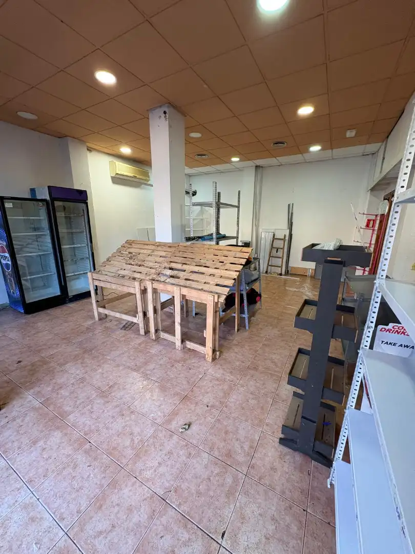Business premises to rent in Passeig José Canalejas, imagen 2