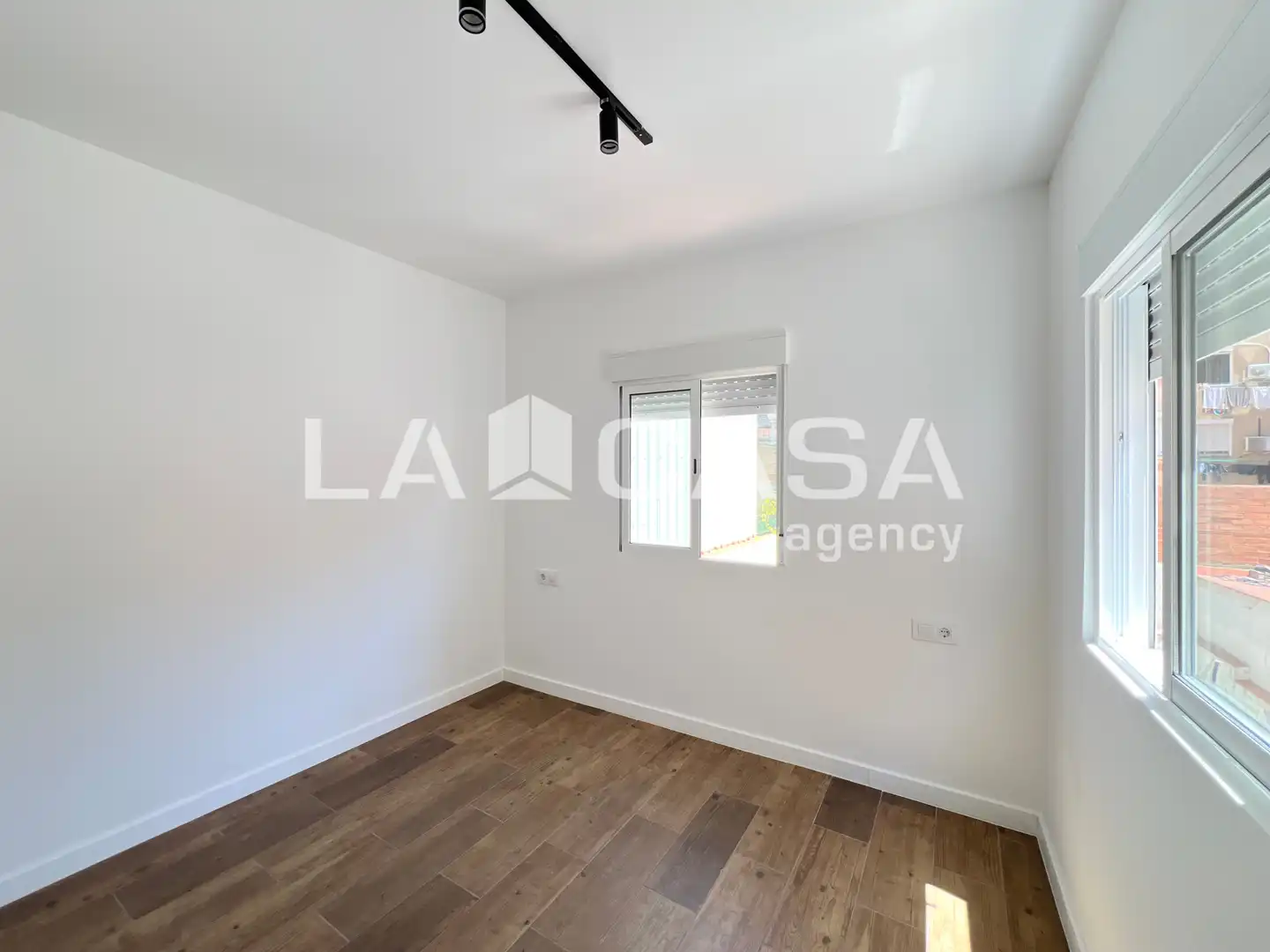 Local comercial en venta en Salut - Lloreda, imagen 12