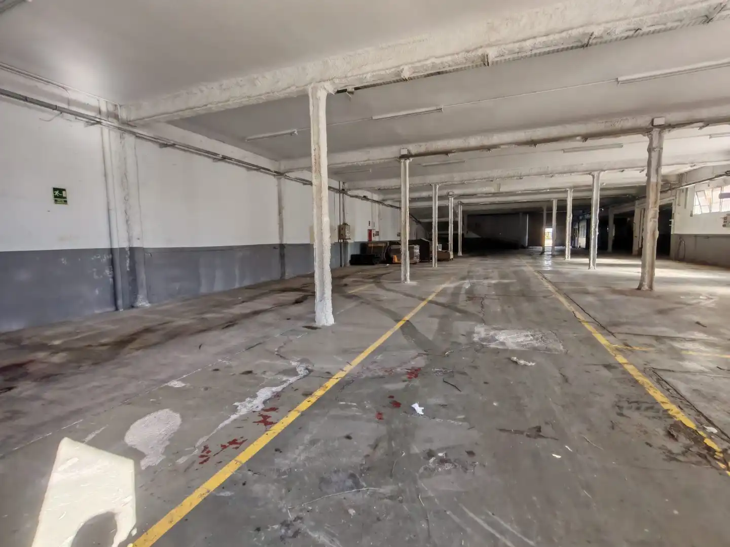 Parking de Nave industrial de alquiler en Granollers