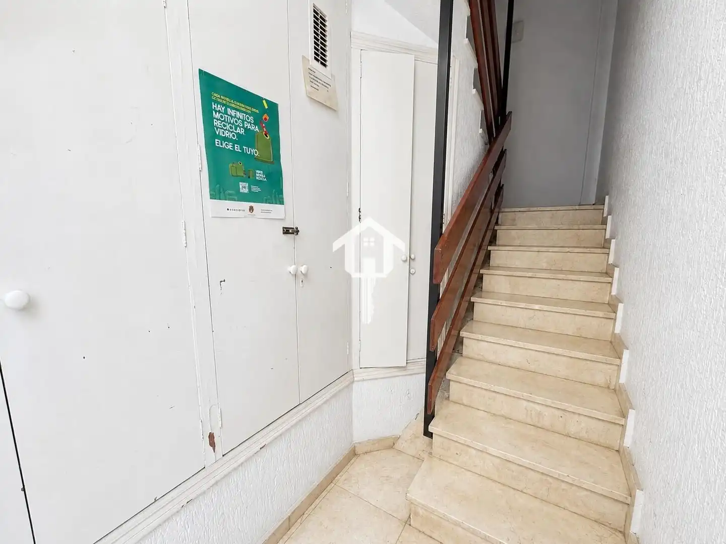 Wohnung zum Verkauf in Alicante / Alacant mit Klimaanlage, Möbliert und Balkon