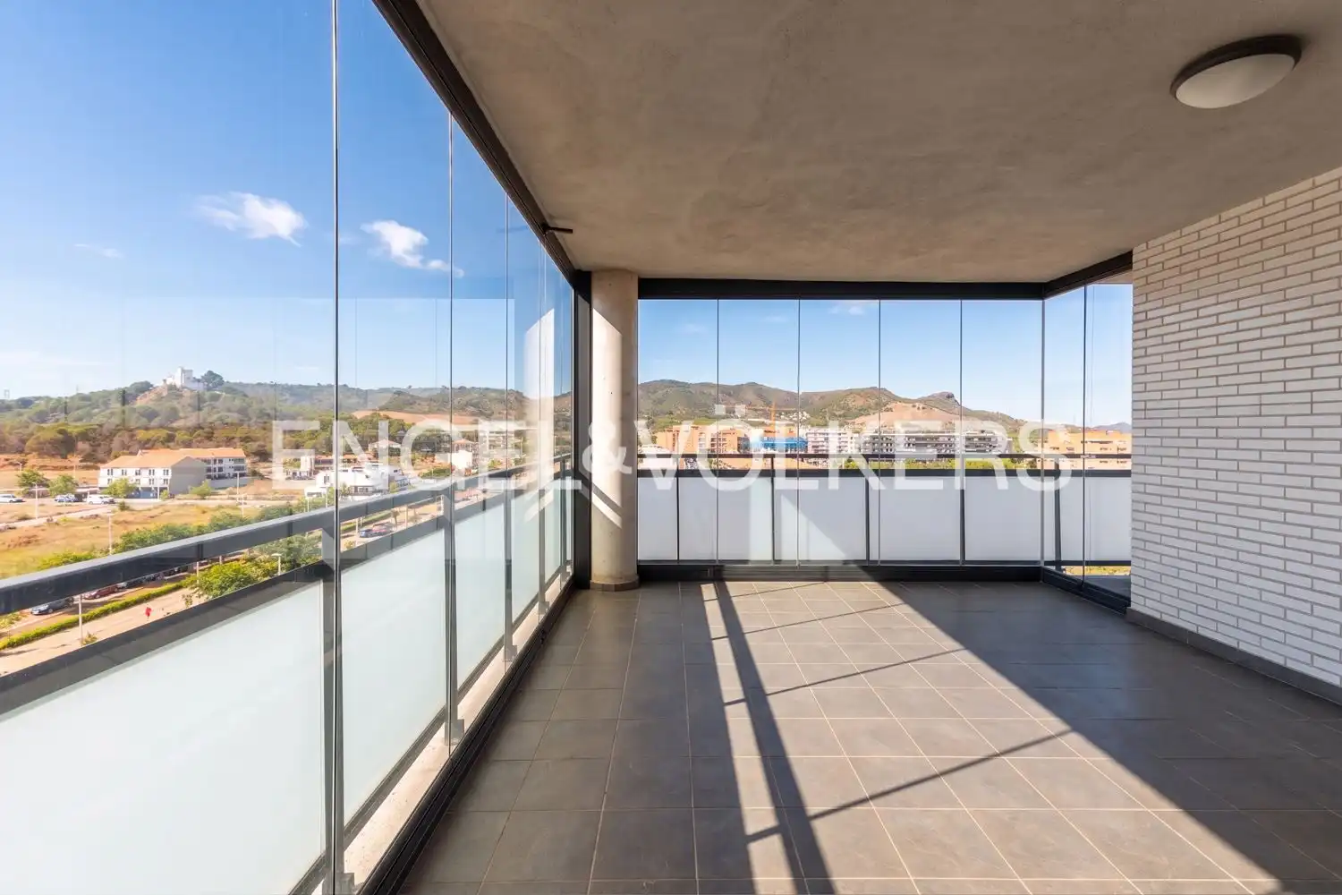 Terrasse von Wohnung zur Miete in Sagunto / Sagunt mit Klimaanlage, Heizung und Privatgarten