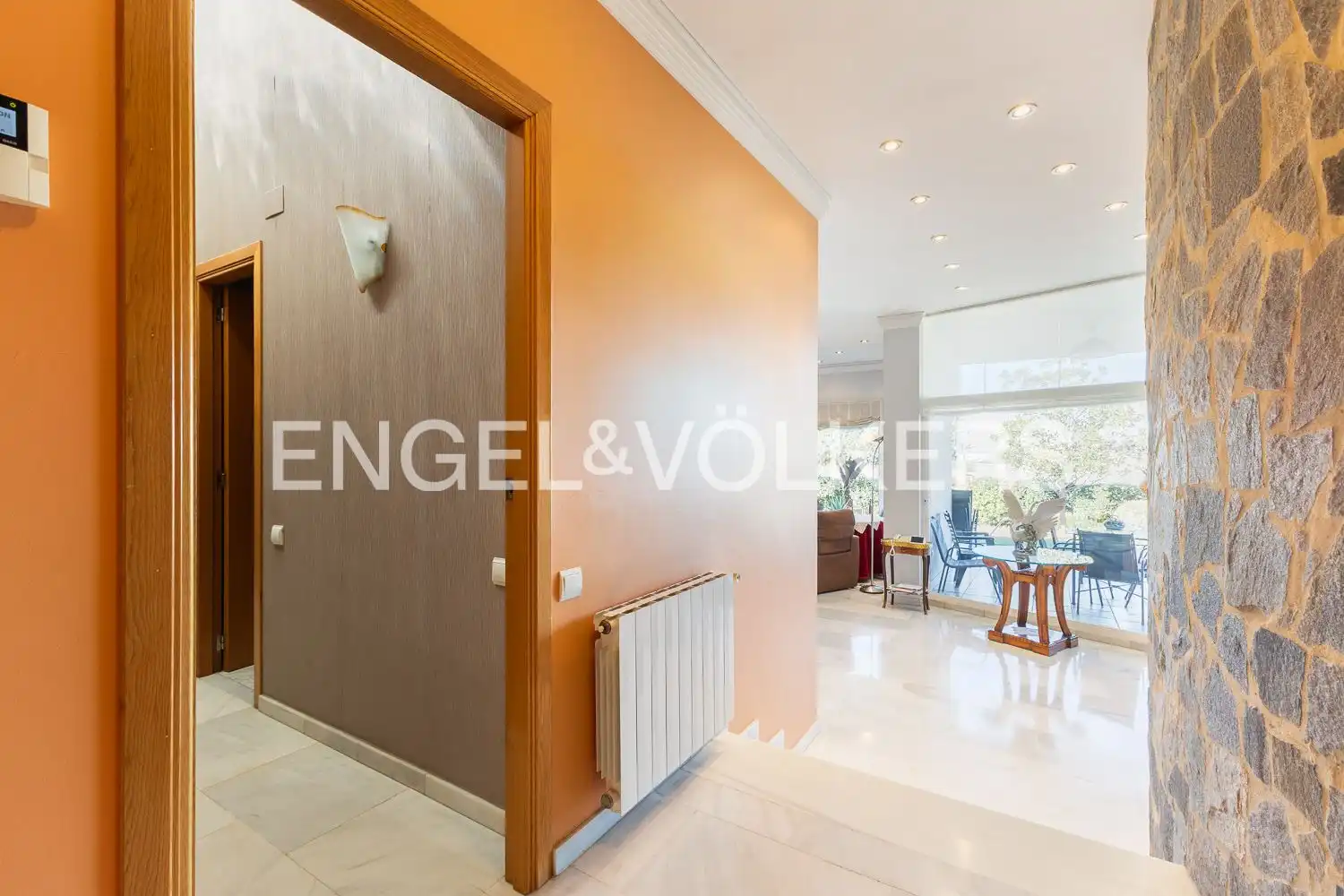 Houses for sale in Carcaixent  with Air Conditioner, Heating and Private garden