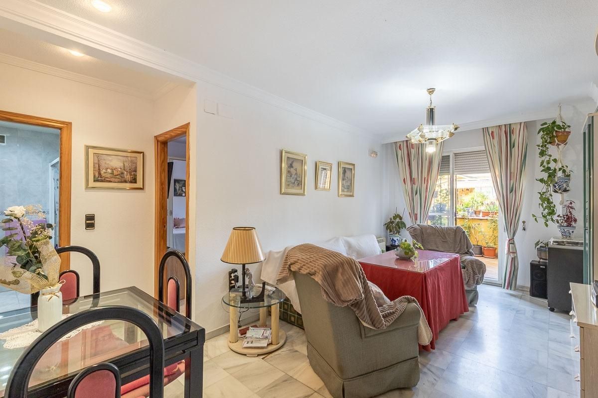 Piso en venta en Calle ENCANTADO