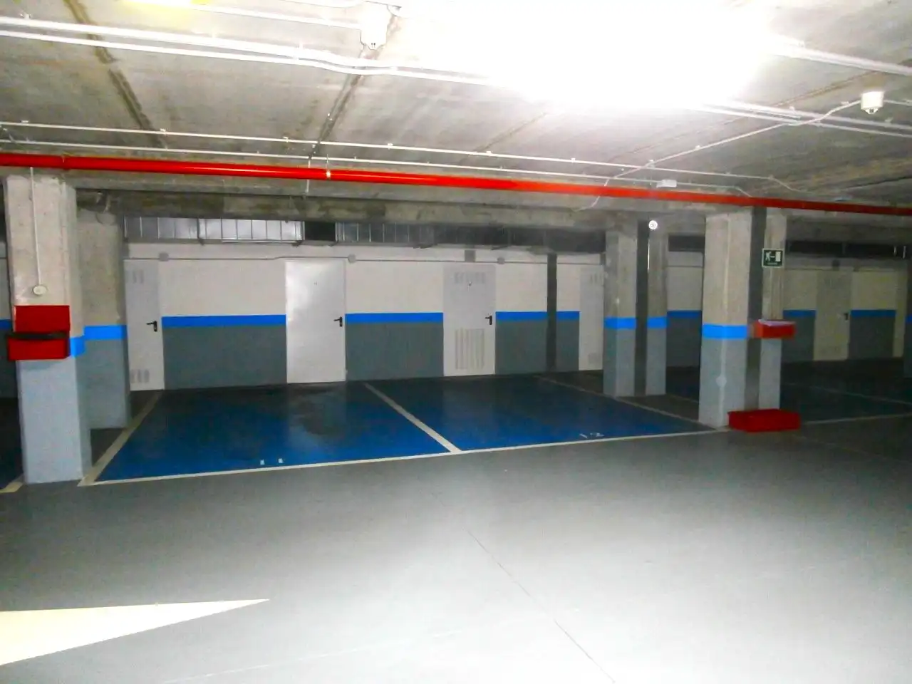 Parkplatz von Garage zum Verkauf in Oviedo 