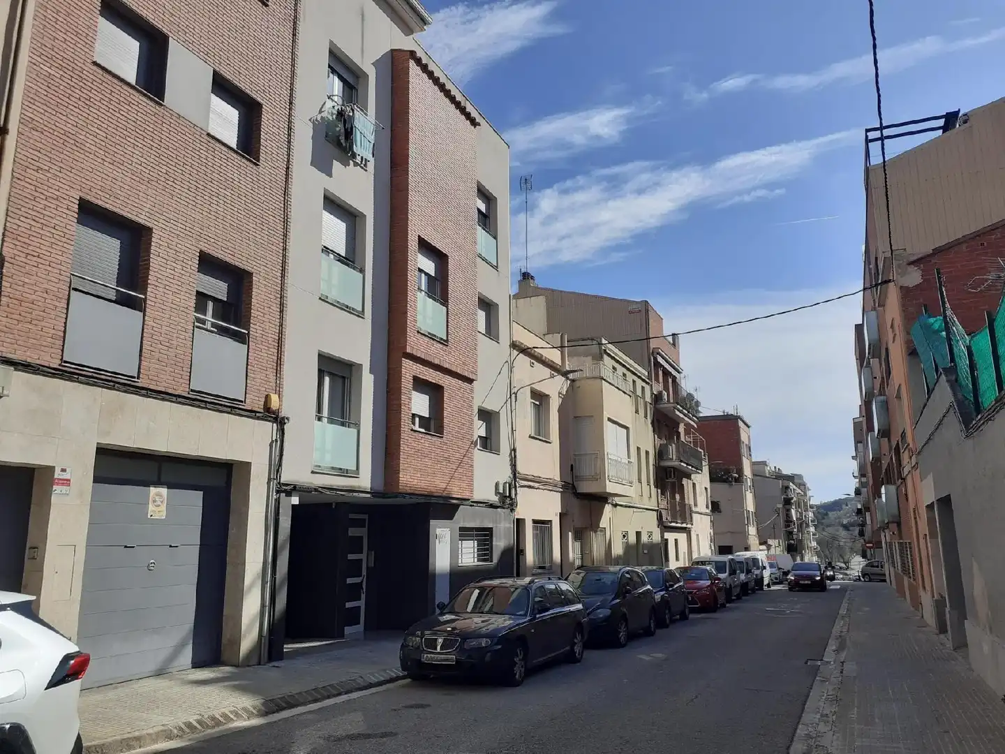 Außenansicht von Garage zum Verkauf in Terrassa