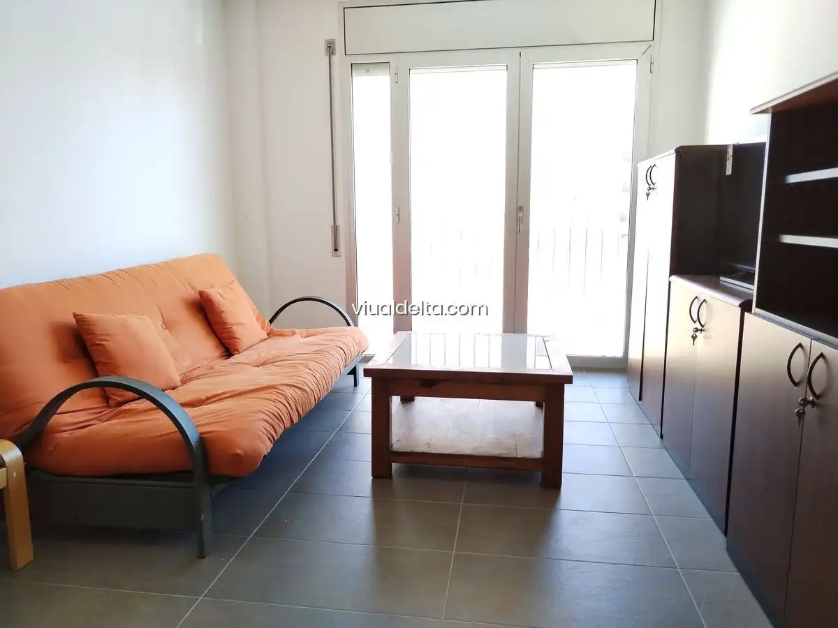 Sala de estar de Apartamento en venta en L'Ampolla con Aire acondicionado, Calefacción y Amueblado