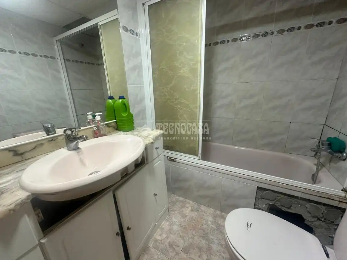 Baño de Piso en venta en Barcelona con Aire acondicionado y Balcón