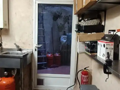 Local en traspaso en Madrid con Aire acondicionado, Amueblado y Internet