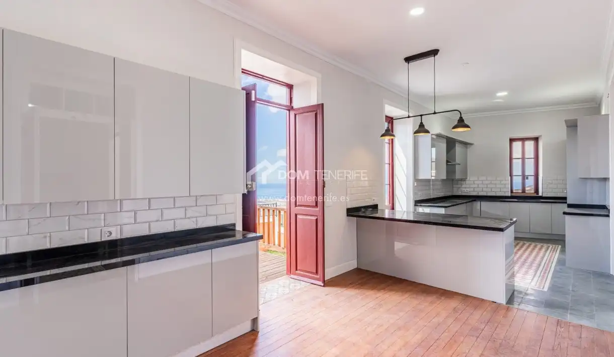 Cocina de Casa o chalet en venta en San Miguel de Abona con Terraza, Trastero y Horno